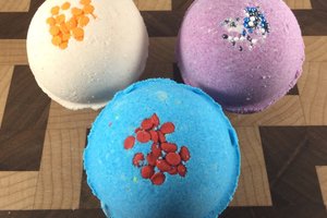 Toy Surprise Bubble Bath Bomb