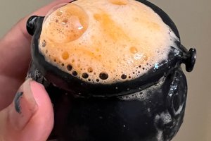 Mango Sorbet Spider Cauldron Bath Bomb