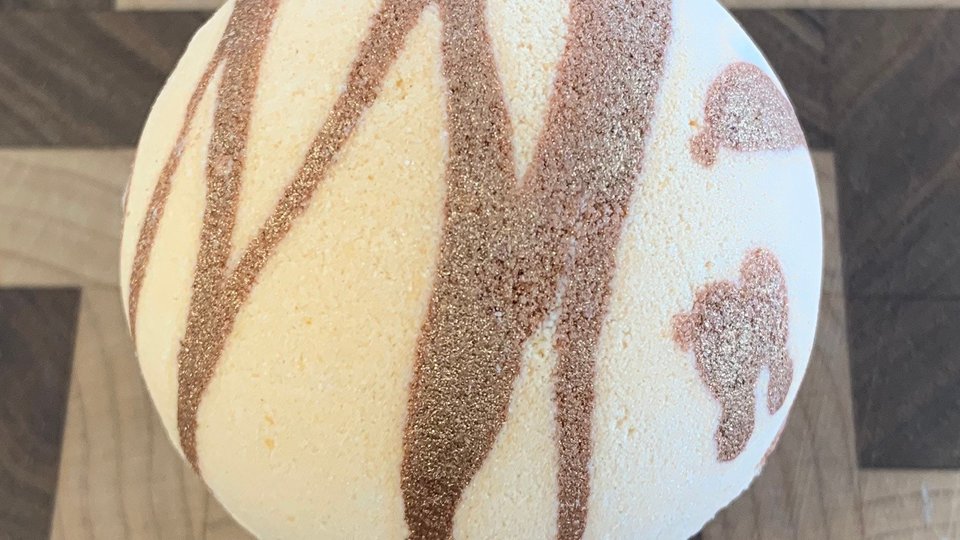 Honey Toffee (Honey I Washed The Kids Type) Bath Bomb