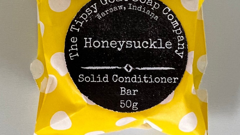 Honeysuckle Solid Hair Conditioner Bar with Argan Oil, Mango Butter, Tucuma Butter, and Silk Protein