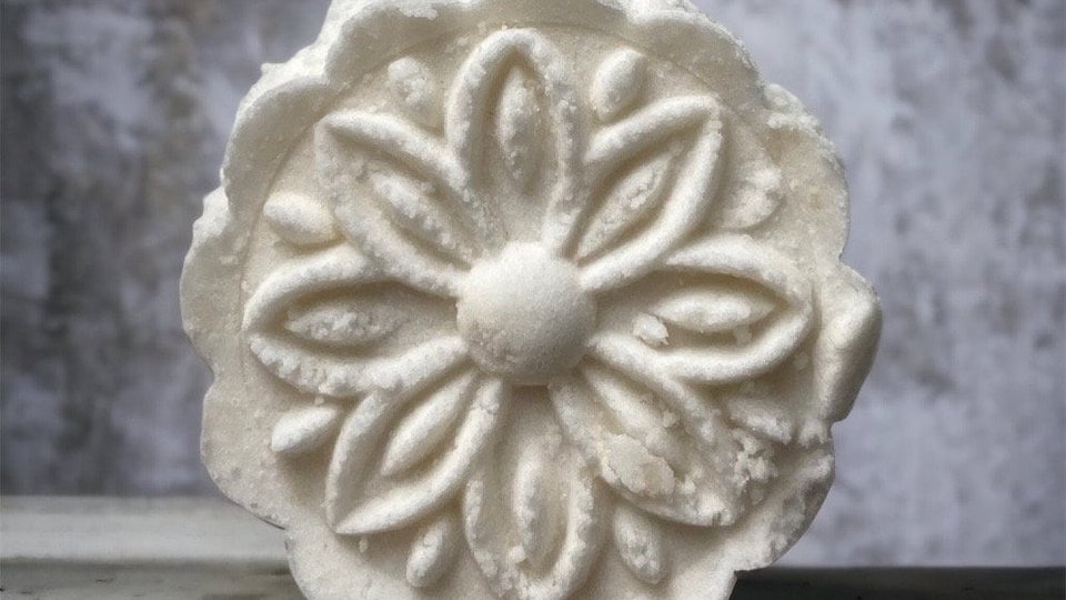 White Tea Body Bomb