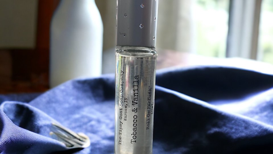 Tobacco & Vanilla Roll On Perfume