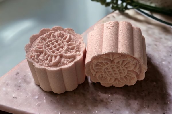 Rose Jam Body Bomb