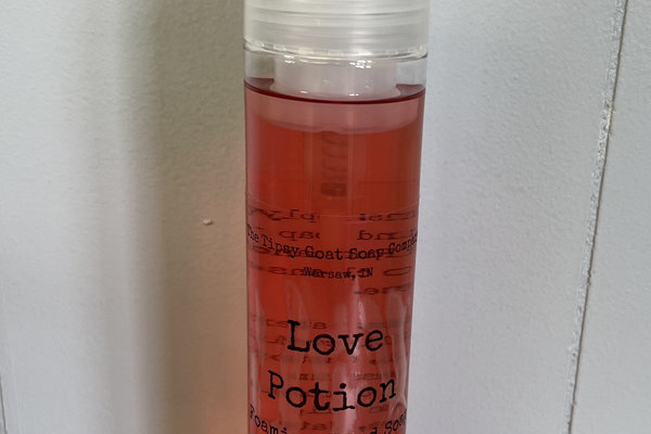 Love Potion Foaming Hand Soap