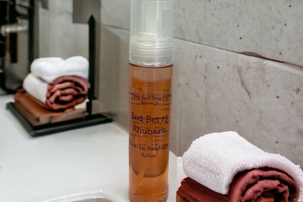 Red Berry Rhubarb Foaming Hand Soap