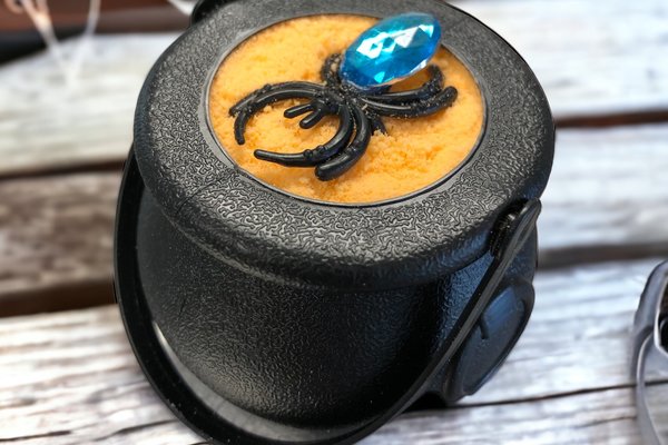 Mango Sorbet Spider Cauldron Bath Bomb